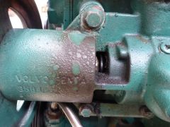 D4-260 water pump seized bearing